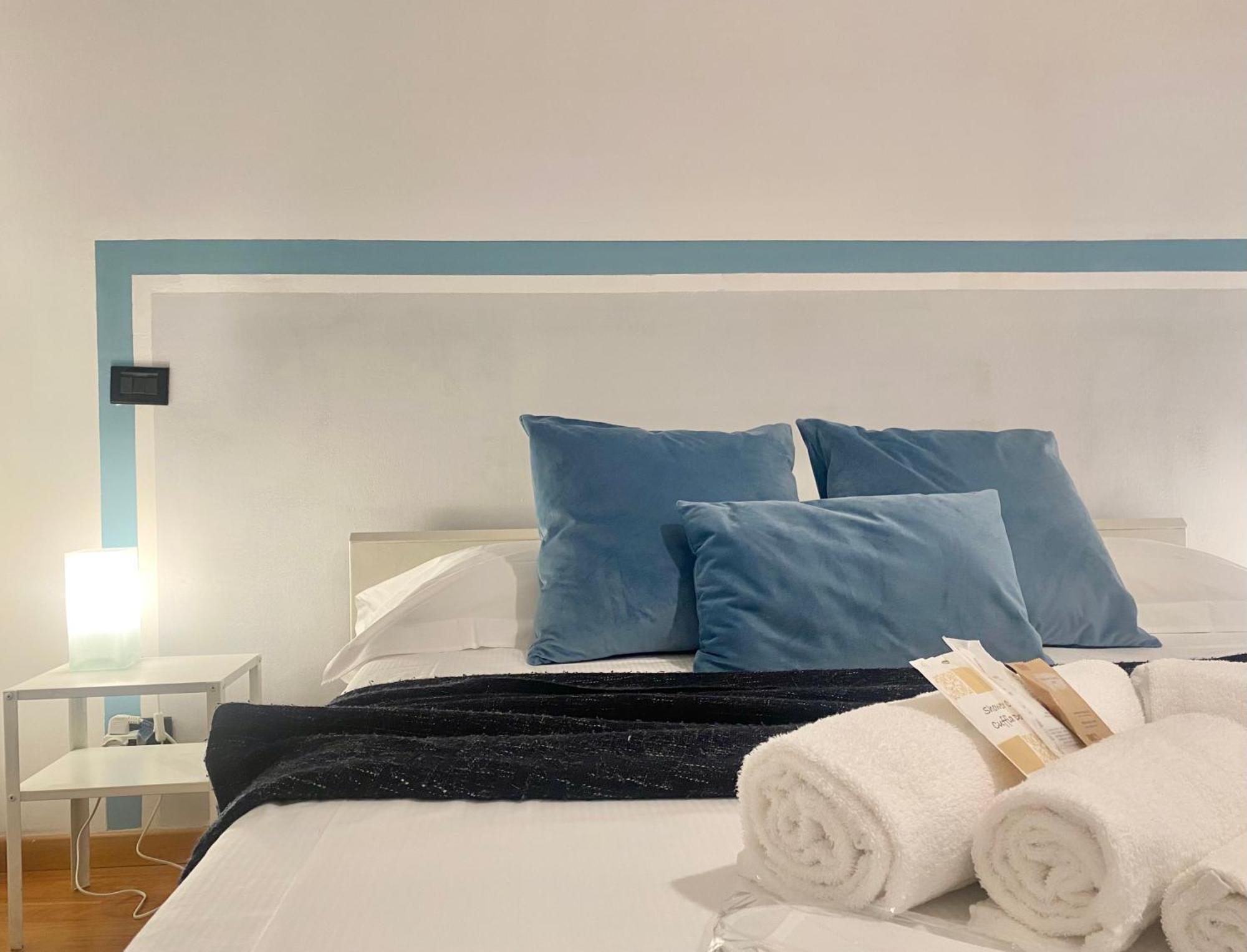 Mazzini 12, Elegant Central Apartment With Free Private Garage 800 M, Air Conditioning, Wi-Fi, Just 100 M From The Public Beach Rapallo Exterior photo