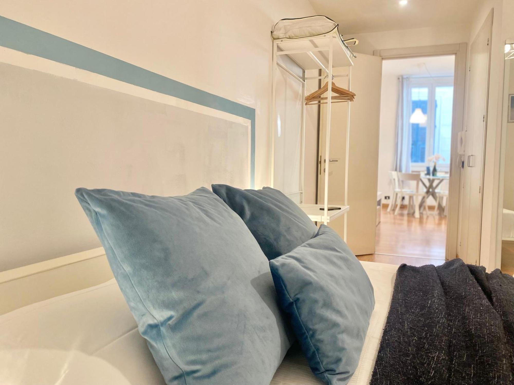 Mazzini 12, Elegant Central Apartment With Free Private Garage 800 M, Air Conditioning, Wi-Fi, Just 100 M From The Public Beach Rapallo Exterior photo